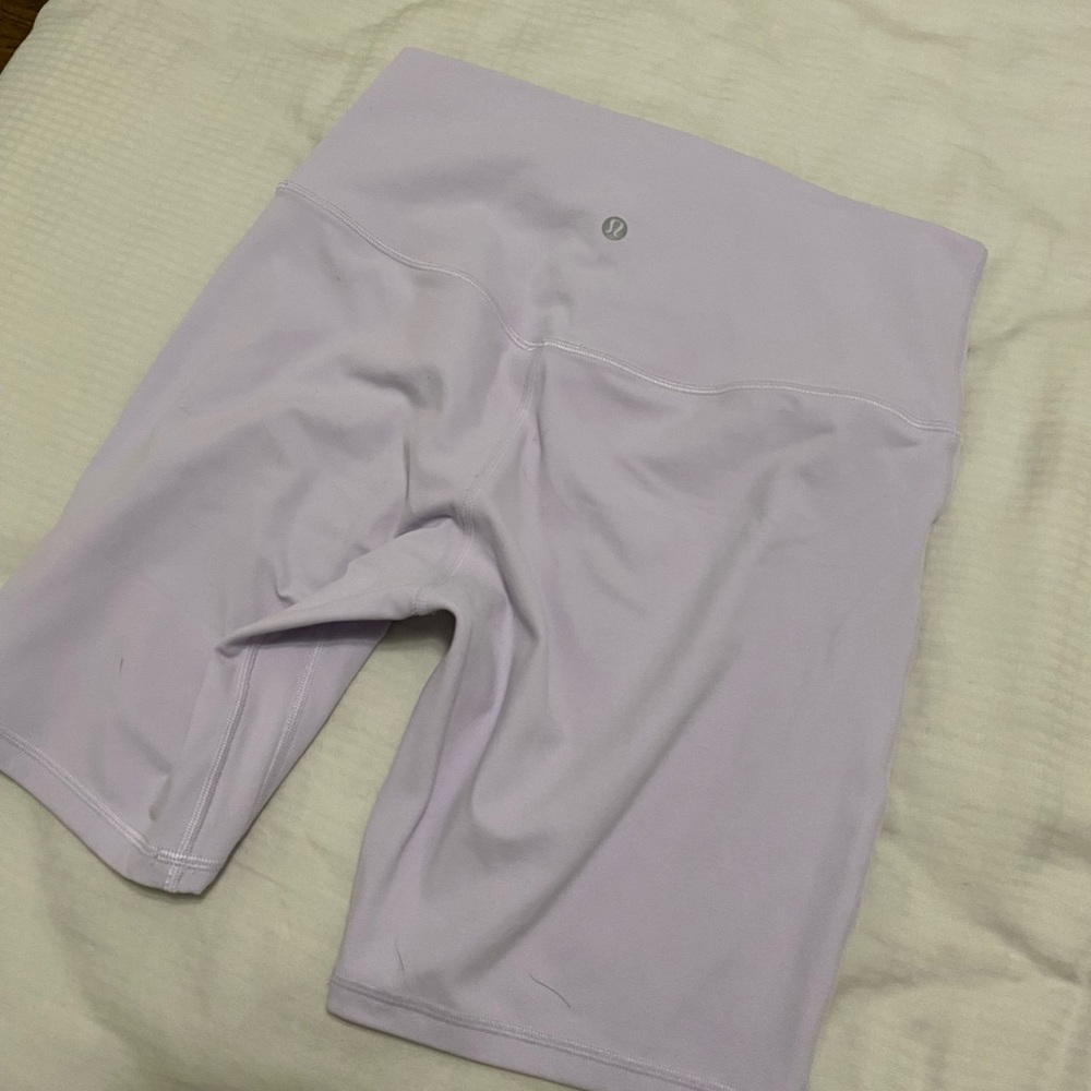 Lululemon Align high Rise Shorts 8”